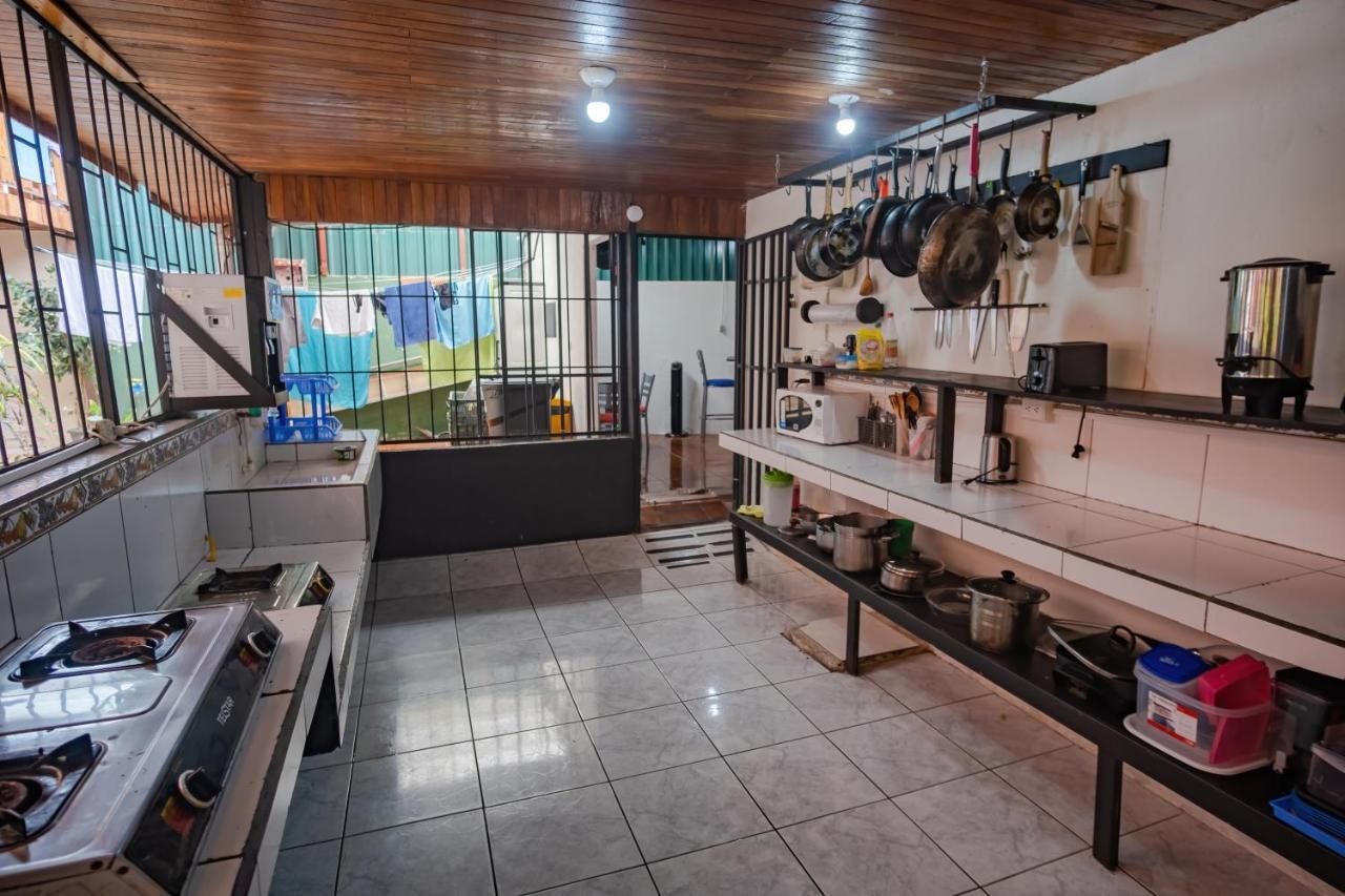 Rio Danta Hostel La Fortuna 外观 照片