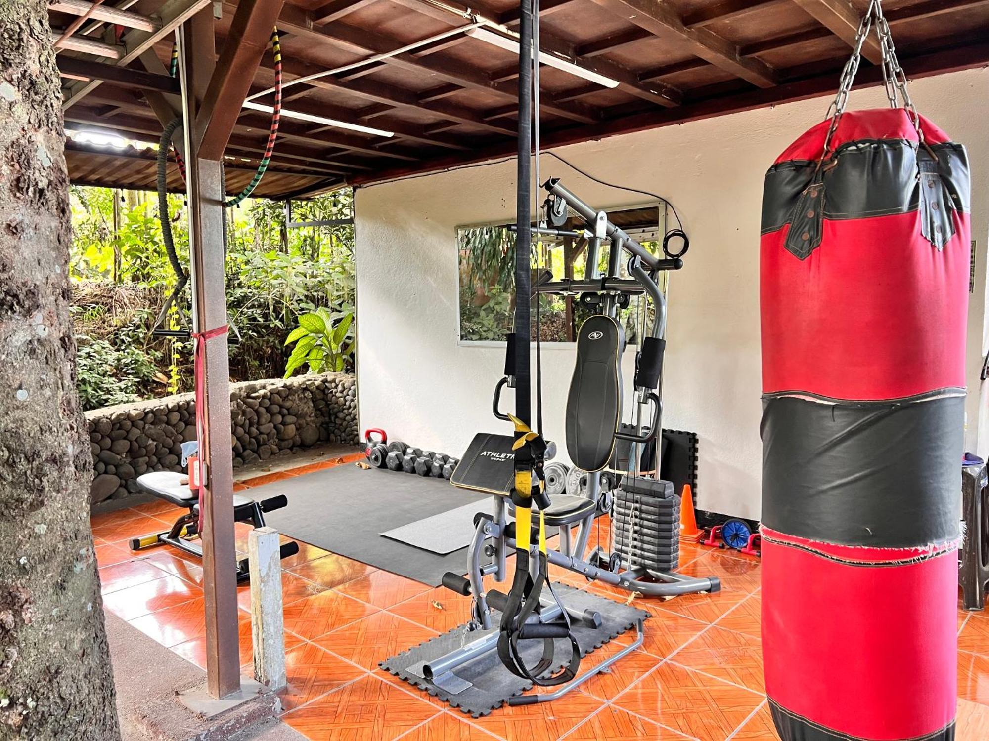 Rio Danta Hostel La Fortuna 外观 照片