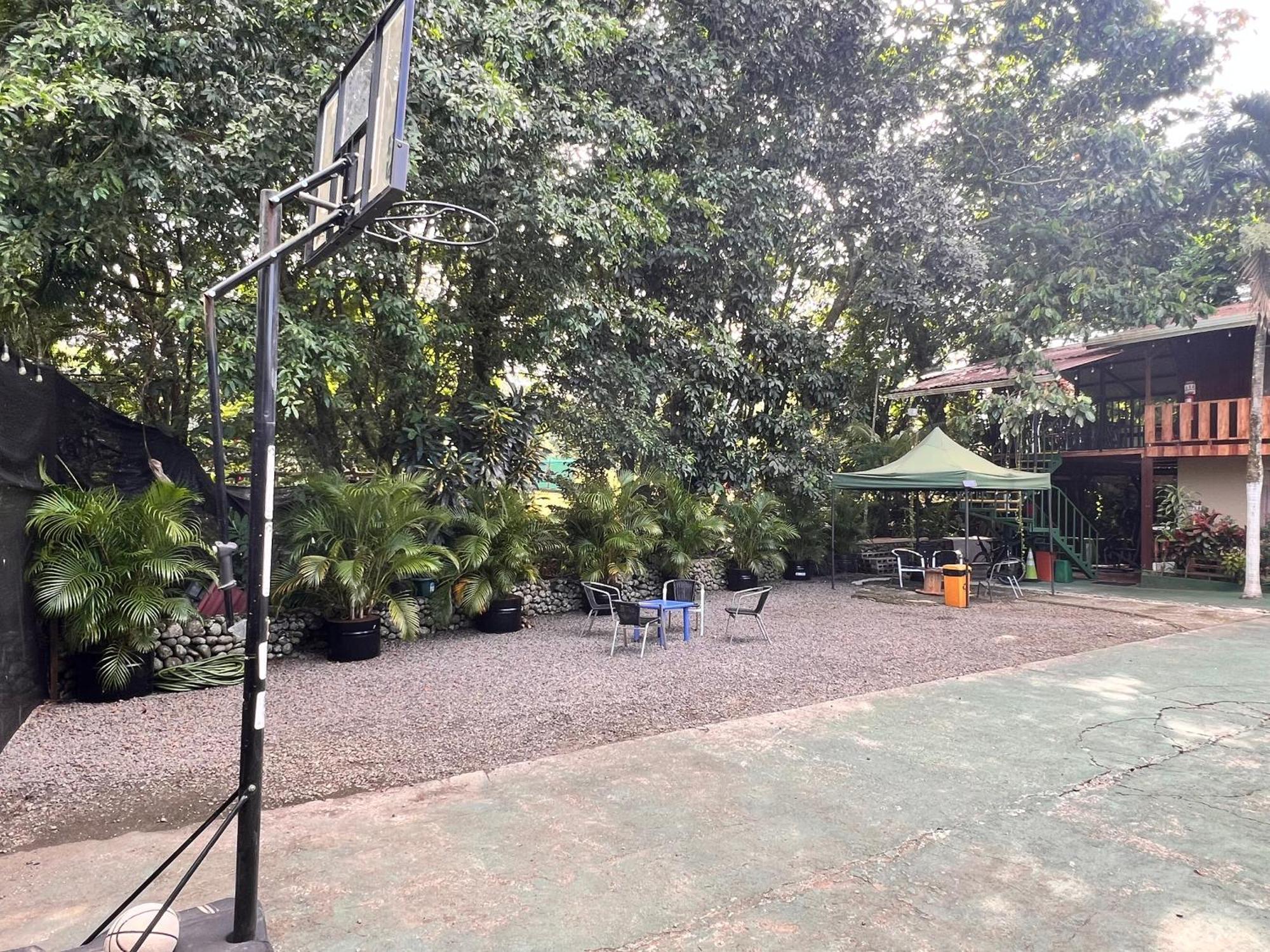 Rio Danta Hostel La Fortuna 外观 照片