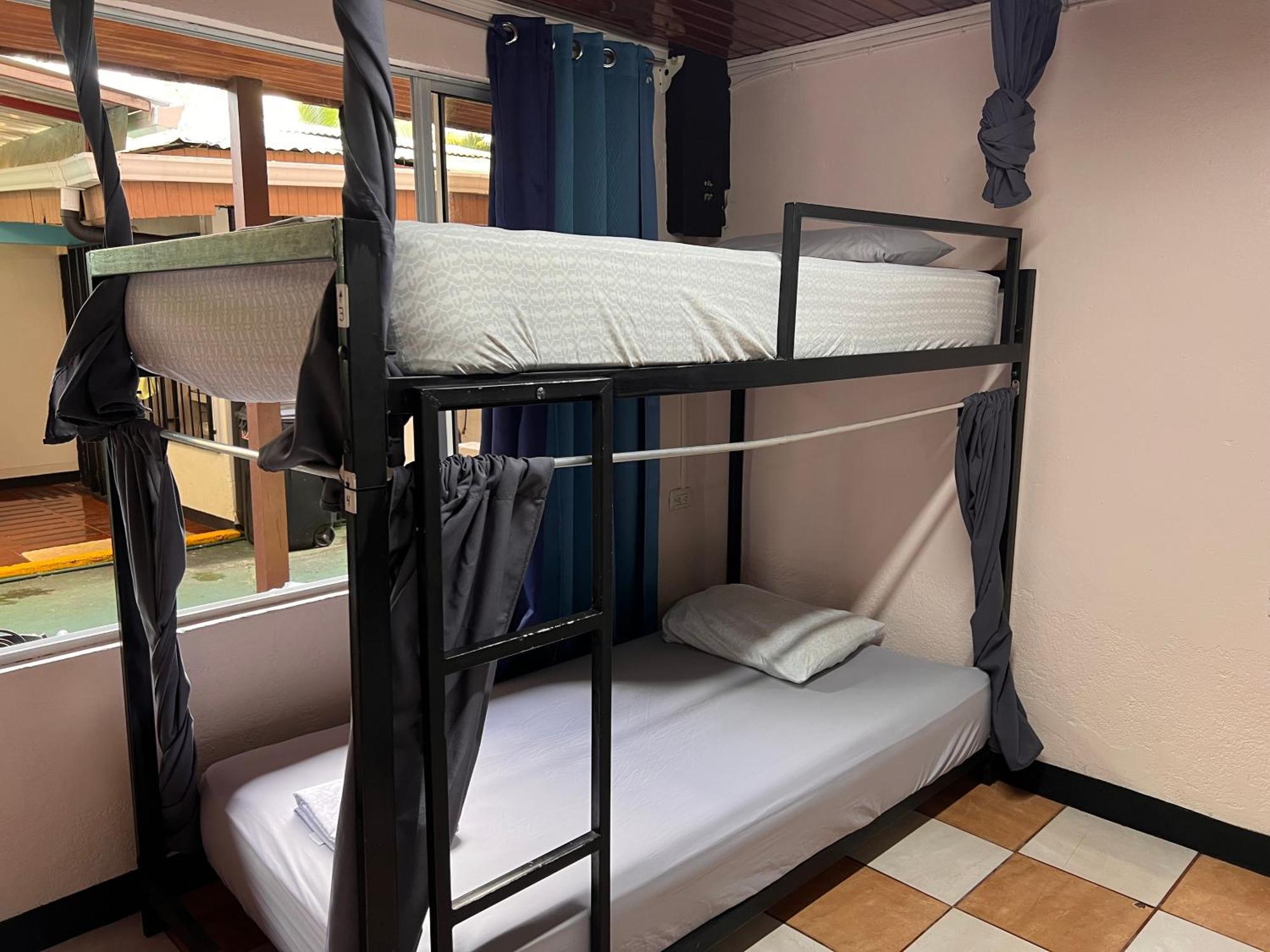 Rio Danta Hostel La Fortuna 外观 照片