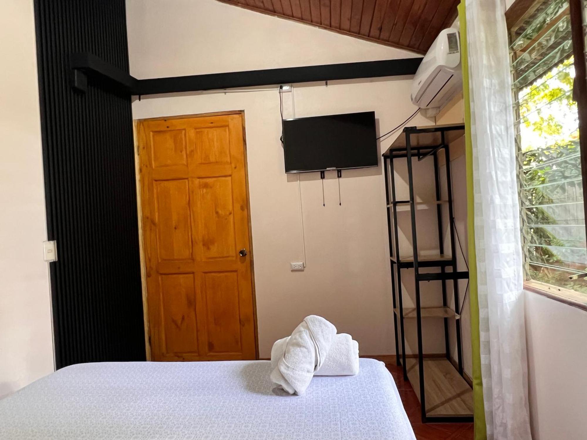 Rio Danta Hostel La Fortuna 外观 照片