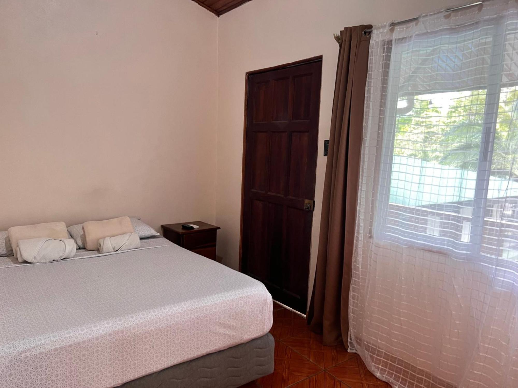Rio Danta Hostel La Fortuna 外观 照片